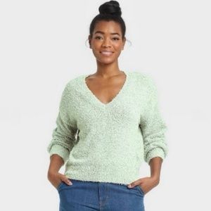 Universal Thread Green Eyelash Sweater Size Medium Textured Pullover NWT
